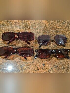 POLARIZED SUN GLASSES BUNDLE OF 4